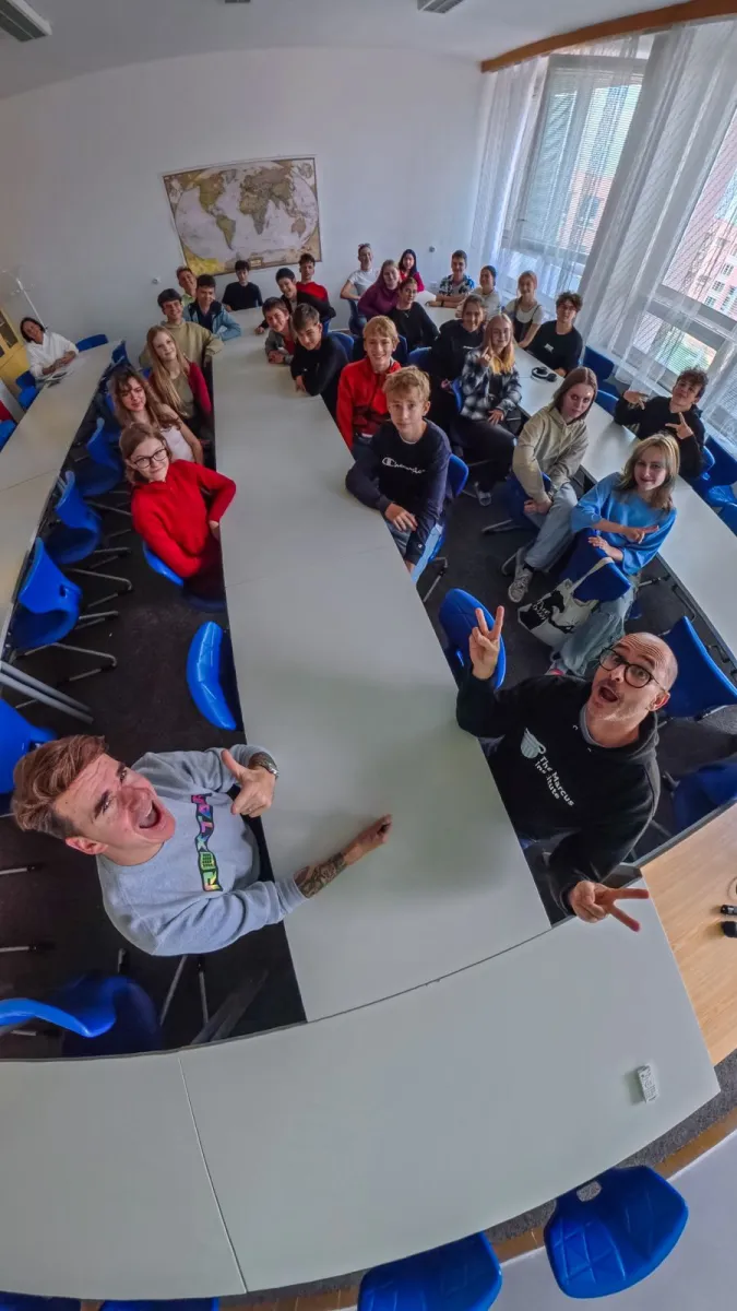 Primární prevence pro kvinty: Otevřeně o závislostech a jejich dopadech